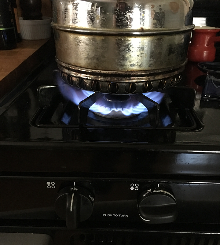 Stove back-uses-left